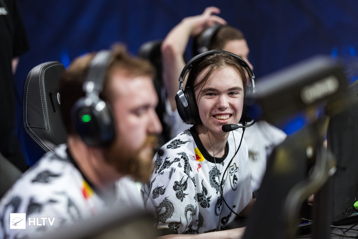 丁文一的飞 丁文一的飞