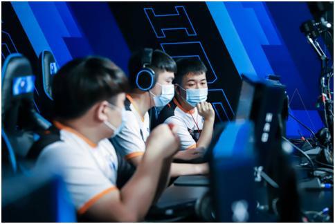 壮志如虹 壮志如虹